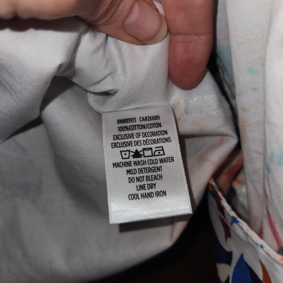 Robert Graham Men's Embroidery Abstract Print Button-Up Shirt Size 2XL - Picture 8 of 9